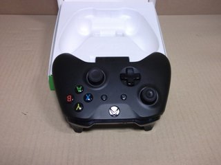 MANDO XBOX ONE NEGRO NUEVO