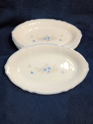 Bandejas Arcopal Flor Azul 6€ unidad