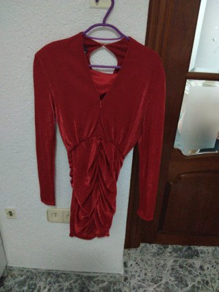 Vestido fiesta rojo brillante