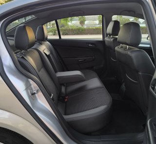 OPEL ASTRA 1.6i 16v 115cv EDITION