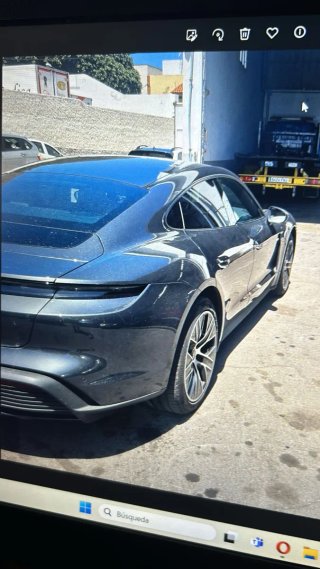 Porsche Panamera 2023