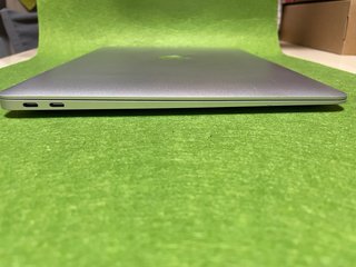 MacBook Air 13” (2018) i5 16GB 512GB
