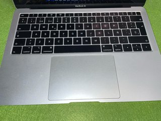 MacBook Air 13” (2018) i5 16GB 512GB