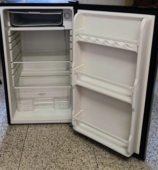 Mini Frigorífico Cecotec Bolero CoolMarket TT 90