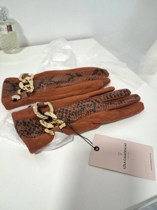 Guantes Lola Casademunt, nuevos con etiqueta