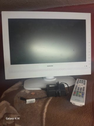 Televisor blanco DMT TECH 22 pulgadas