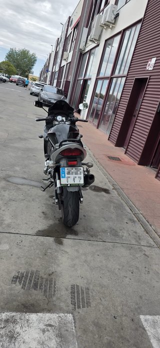 Moto suzuki gsx650f