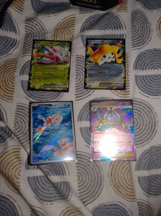 Lote Cartas Pokémon: Lurantis GX, Jirachi GX, Gold