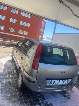 Ford Fusion 2003