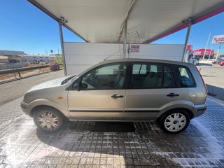 Ford Fusion 2003