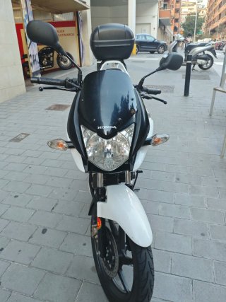 Honda CBF 125 Oct 2013 - 19146i km