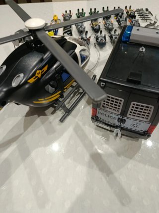 Playmobil Policía antidisturbios