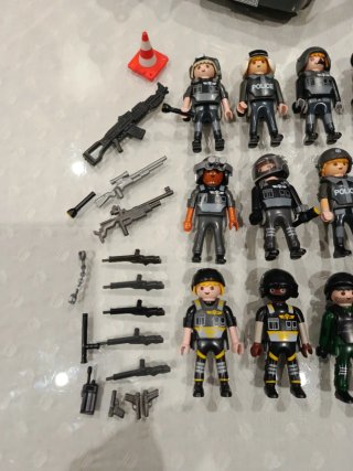 Playmobil Policía antidisturbios