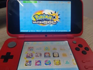 Nintendo 2DS XL Pokémon Edición más 7 juegos