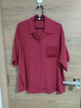 Camisa corta burdeos lino