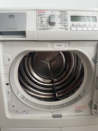 Máquina de Secar Roupa AEG Lavatherm T58870 Repara