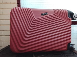 Maleta de Viaje Roja