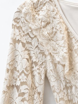 Vestido corto encaje blanco nuevo con etiqueta