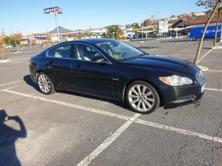 Jaguar XF 2010