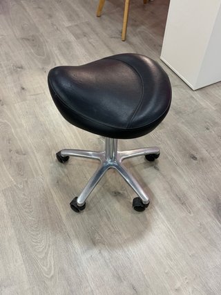 Taburete Pony Ergonómico Negro