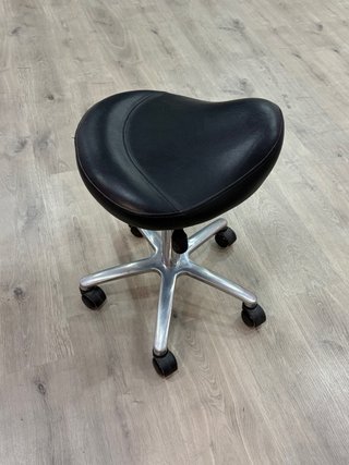 Taburete Pony Ergonómico Negro