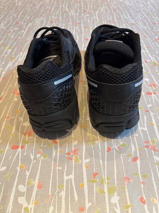 Zapatillas Nike Vomero 5 Negras