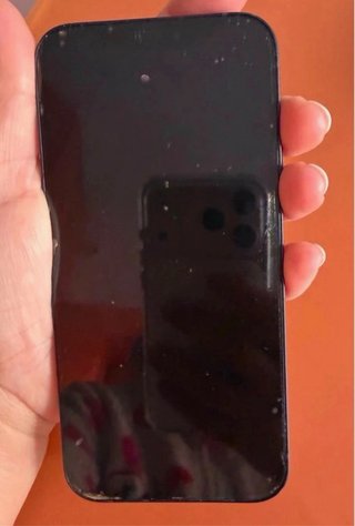 iPhone 12 64GB Negro + 6 Fundas