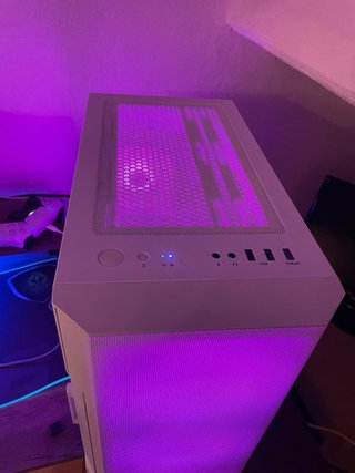 PC Gaming RX 6600 XT 8GB + i3-10100F + 16GB RAM