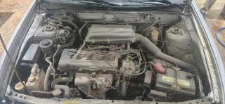 Nissan Almera Plateado
