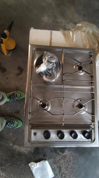 Placa de Cocina de Gas 3 fuegos y eléctrica