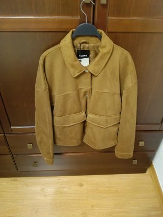 Chaqueta Pull&Bear efecto ante