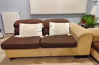 Sofá 3+2 tela antimanchas + mesa