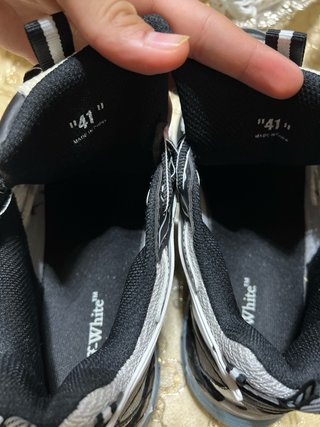 Off-White Zapatillas Deportivas Negras y Blancas