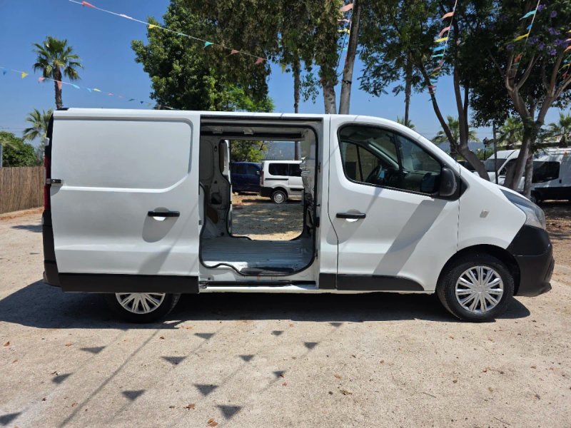 Nissan NV300 2017, foto 5