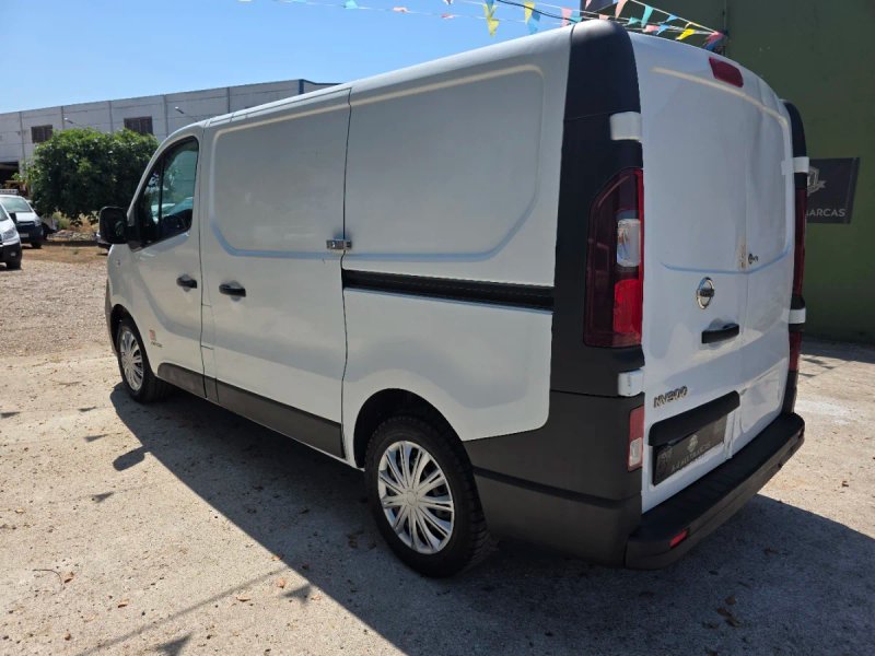 Nissan NV300 2017, foto 9