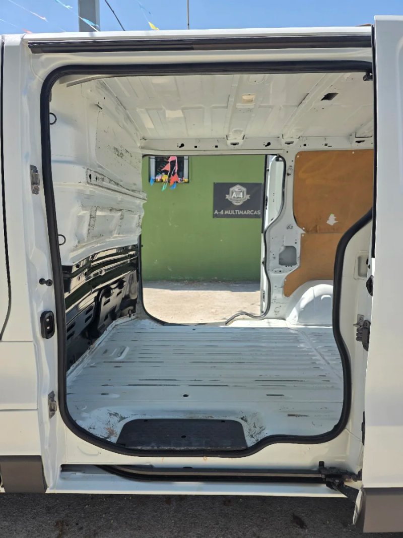 Nissan NV300 2017, foto 15