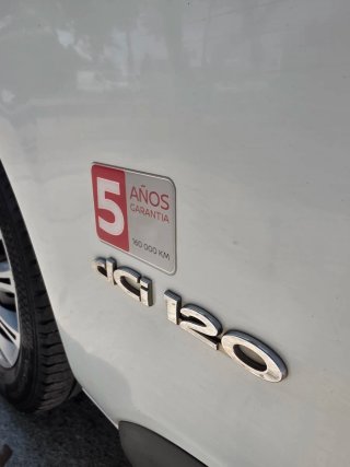Nissan NV300 2017