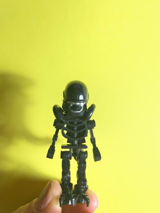 Minifigura LEGO Alien
