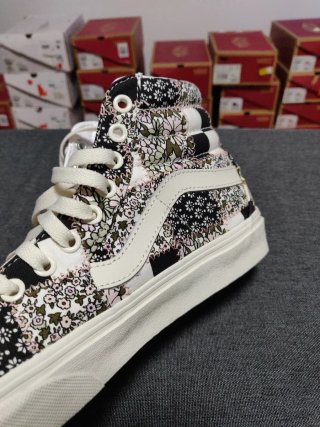 Vans Sk8-Hi Floral Patchwork Tg 37