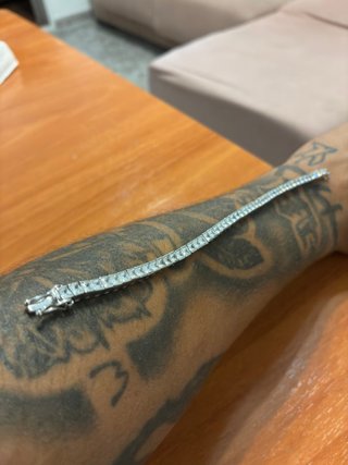 Pulsera de plata con circonita