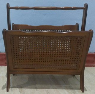 Revistero antiguo Vintage de madera año 1970