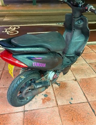 Yamaha Jog RR Negra