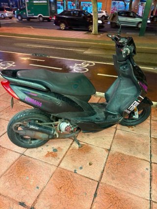 Yamaha Jog RR Negra