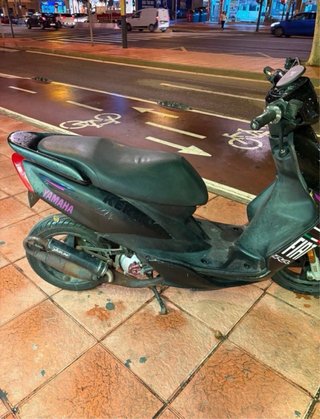 Yamaha Jog RR Negra