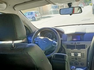 Opel Astra  Astra  2005