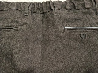 Pantalones largos uniformes grises