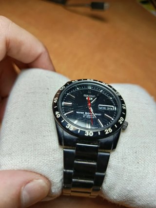Reloj Seiko 5 SNKE03KC Negro