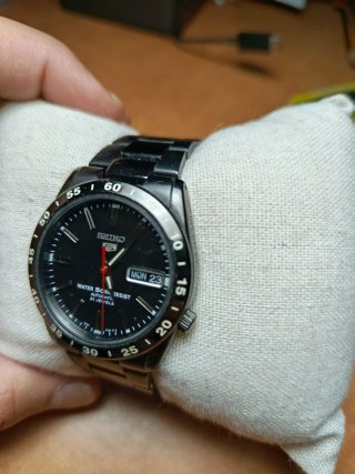 Reloj Seiko 5 SNKE03KC Negro
