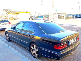 Mercedes-Benz Clase E 270 automático