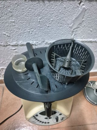 Thermomix TM31 con accesorios